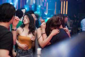 nightclub-3492750__340